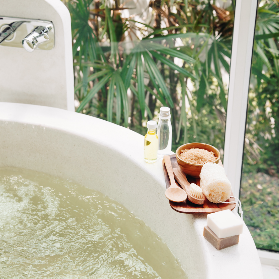 6 Essentials for the Perfect Bath