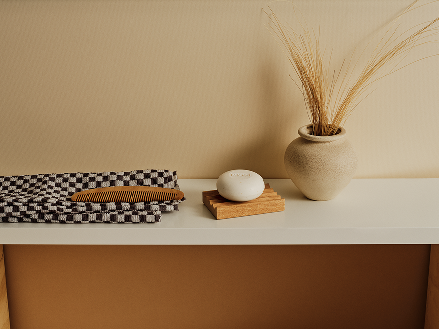 How to care for your Aloe + Oat 3-in-1 Cleansing Bar